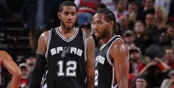 状态火热！布伦森单节狂砍16分，尼克斯带4分优势进入末节